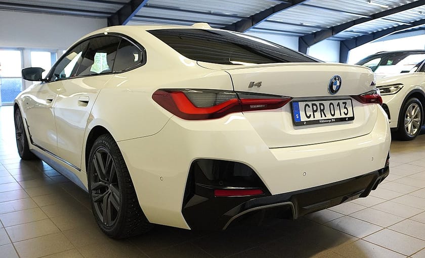 Bild 4 av BMW i4 M50 xDrive Gran Coupé M Sport DRAG/360-KAMERA/HK-LJUD