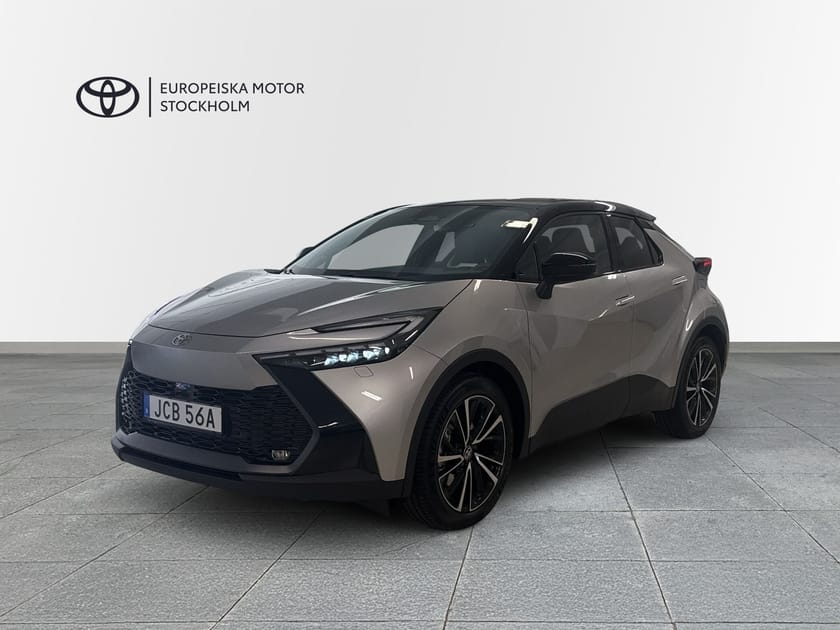 Bild 1 av Toyota C-HR PHEV LADDHYBRID / EXECUTIVE / V-HJUL / NYBILSGARANTI