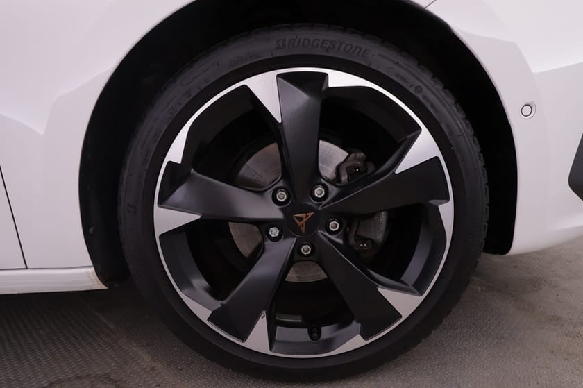 Bild 3 av CUPRA Leon Sportstourer eTSI 150 hk DSG