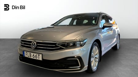 Volkswagen Passat Sportscombi GTE Executive/Drag/Backkamera/Navi