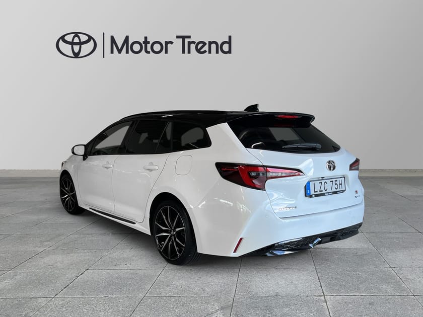 Bild 4 av Toyota Corolla Touring Sports Hybrid 2,0 GR SPORT