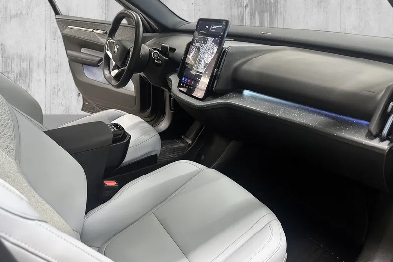 Volvo EX30 Twin Motor Performance bilde 16
