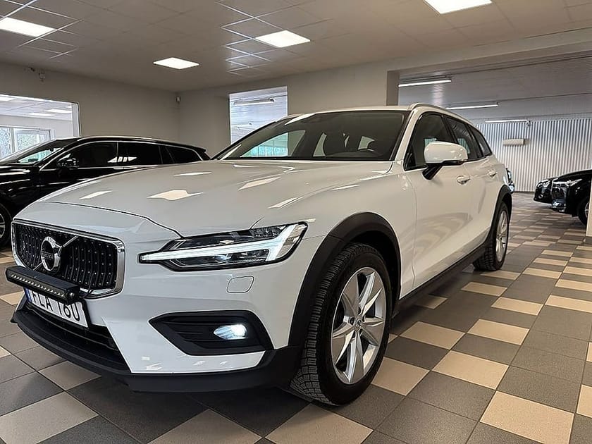 Bild 1 av Volvo V60 Cross Country Country Count...