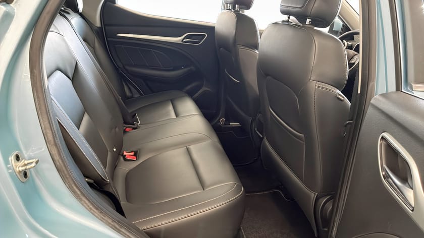 Bild 5 av MG ZS EV 45KWH LUXURY / PANORAMA / APPLE CARPLAY /