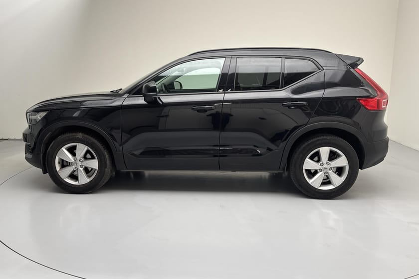 Bild 2 av Volvo XC40 T3 2WD (163hk) Drag Värmare CarPlay