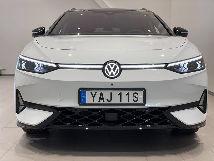 Bild 2 av Volkswagen ID.7 GTX Tourer | Demobil | Drag | Massage | 360 kamera | 4m