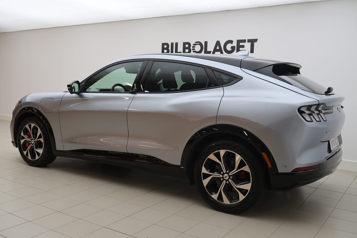 Ford Mustang Mach-E 2022 - miniatyr 4