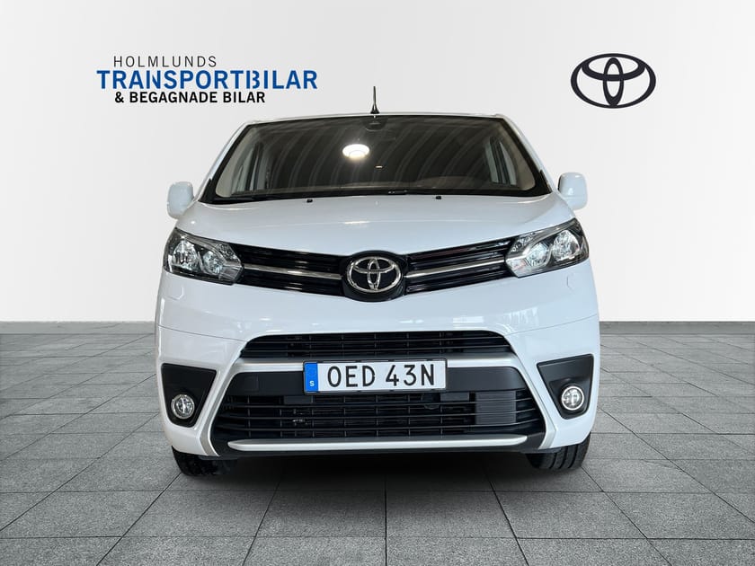 Bild 5 av Toyota Proace Verso Shuttle Long 1,5D 9-sits 120hk  v-hjul