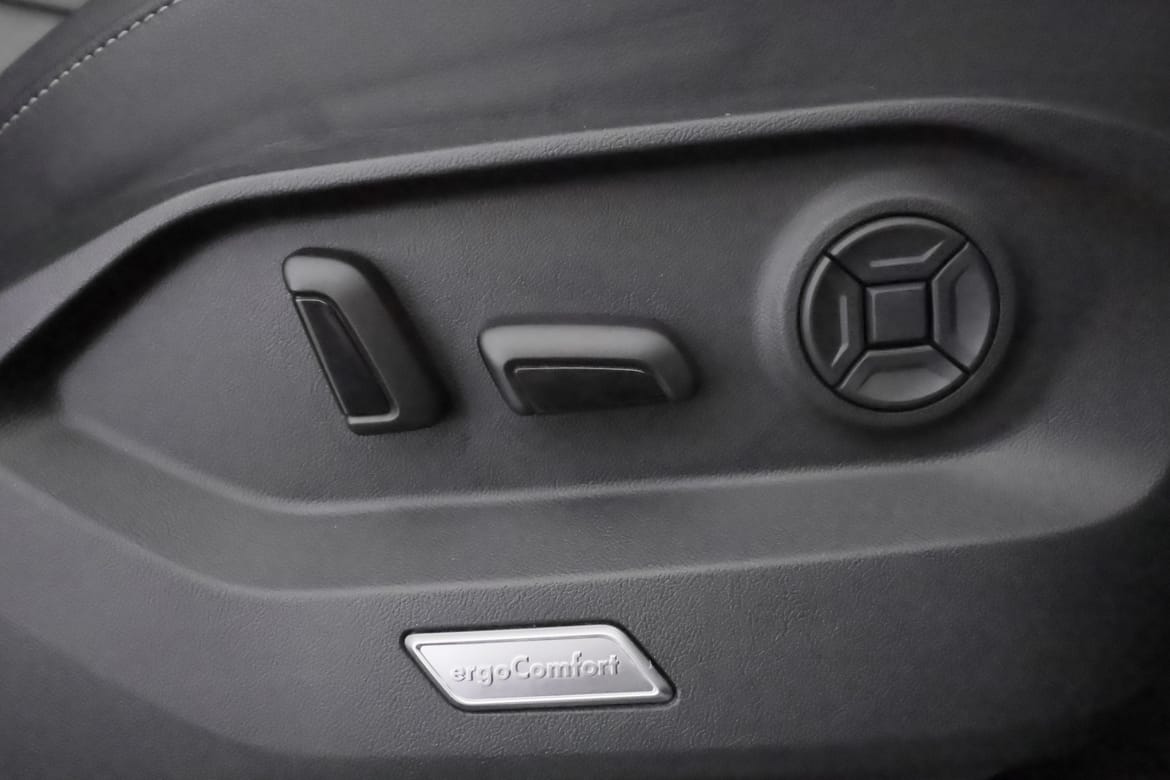 Volkswagen Touareg 2020 - miniatyr 20