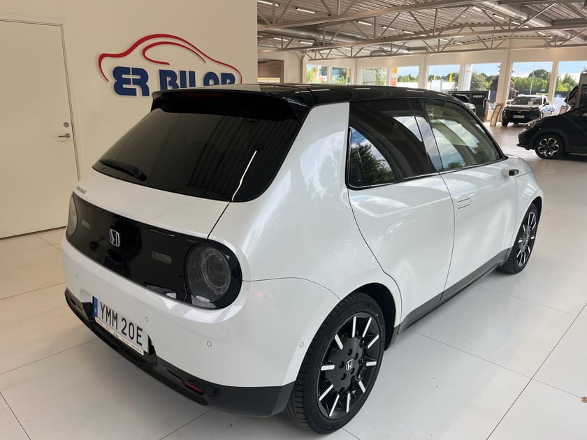 Bild 3 av Honda E Advanced Batteritest 96%