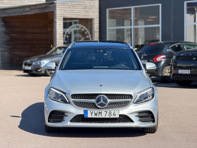 Bild 3 av Mercedes-Benz C 200 T 9G-Tronic AMG Pano Cockpit Navi B-Kamera Drag