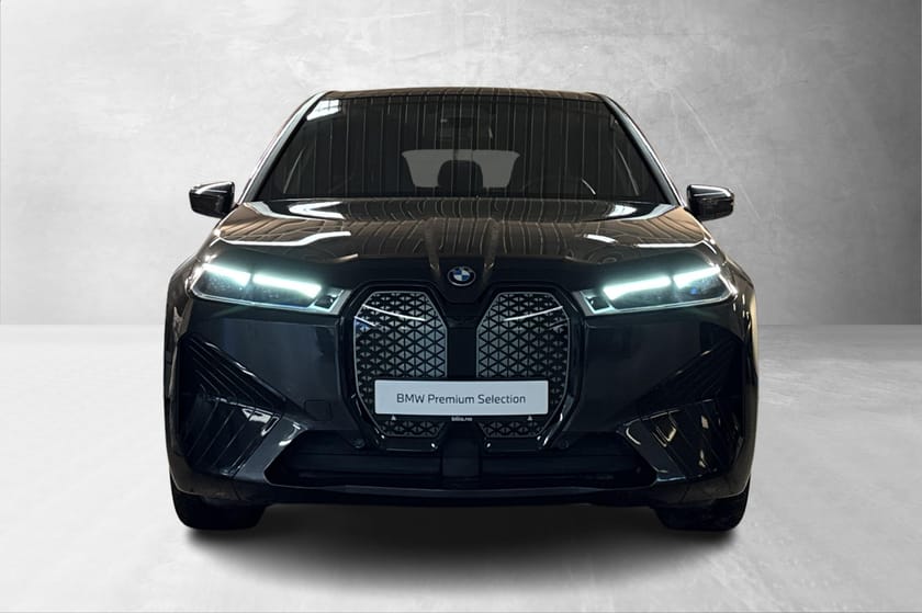 Bilde 2 av BMW iX xDrive40 xDrive40, H/K, Laser, SkyLounge, Adp-Cruise, H.Feste