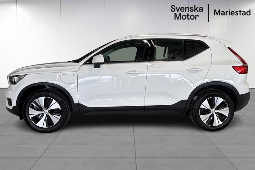 Bild 3 av Volvo XC40 Recharge T4 Incription Exp. Drag / VOC / Sätesvärme fram&bak