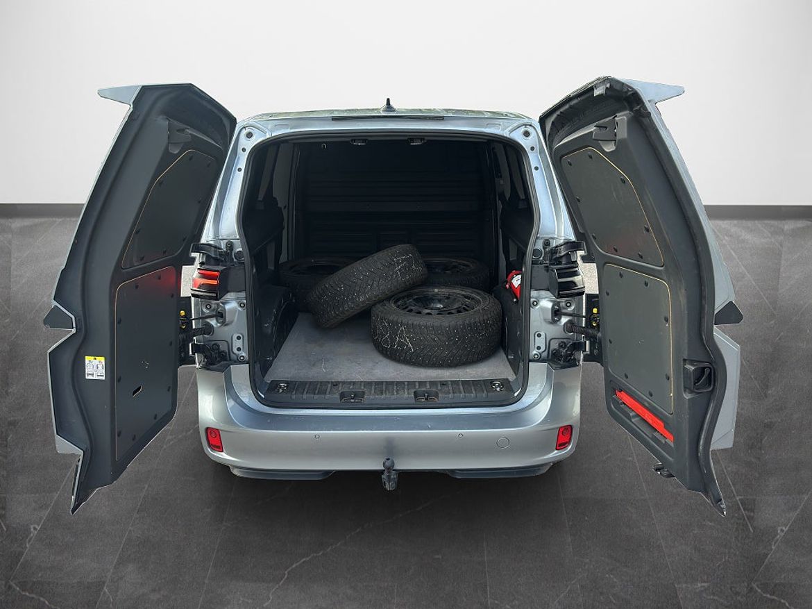Volkswagen ID. Buzz Cargo, bild 18 av 19