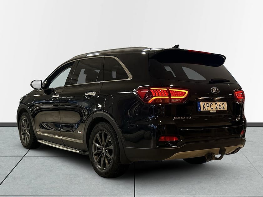 Bild 5 av Kia Sorento 2.2 AWD GT-Line 7-sits Drag Mvärm Pano S&V Bkamera Navi
