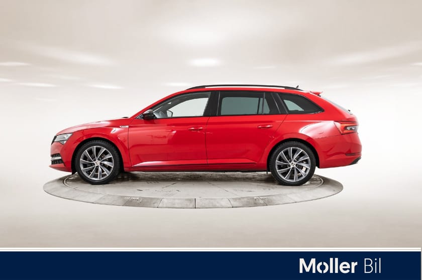 Bilde 2 av Škoda Superb iV Combi Sup3fl stv spo phev tsi dsg