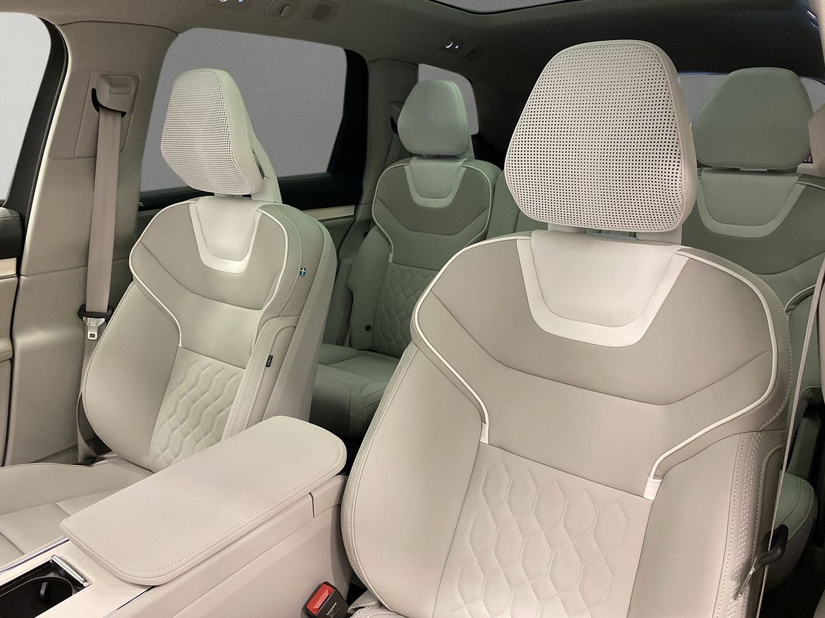 Bild 3 av 6 på bilen