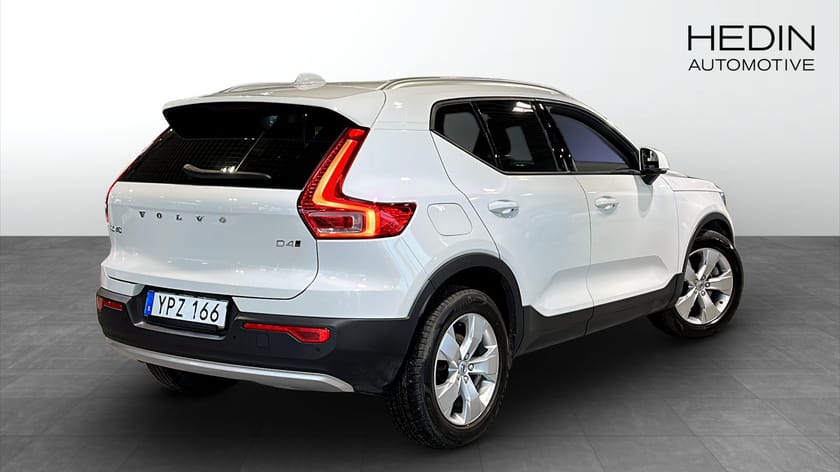 Bild 2 av Volvo XC40 D4 AWD Momentum Värmare Keyless