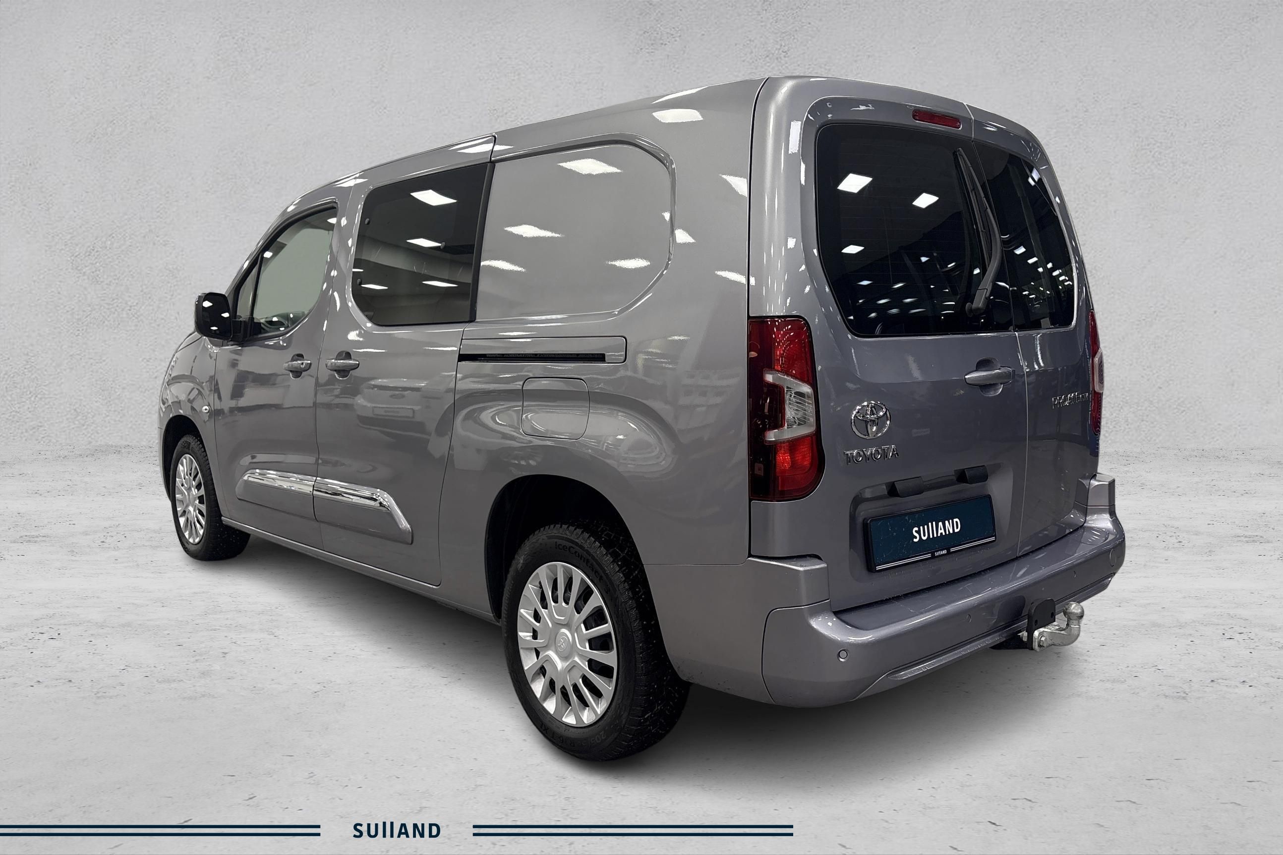 Thumnail bilde 2 av Toyota ProAce City