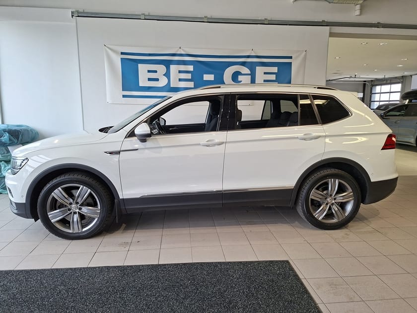 Bild 2 av Volkswagen Tiguan Allspace 7-sätes 2.0TSI 180HK 4Motion DSG 7-sits Drag Värm