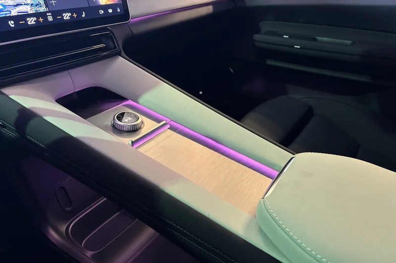 Polestar 4 Long Range Dual motor bilde 16