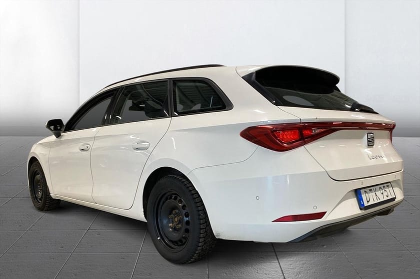 Bild 3 av SEAT Leon Sportstourer ST 2.0 TDI 4D Style Aut Kamera Rattvärme Kupévärm LED