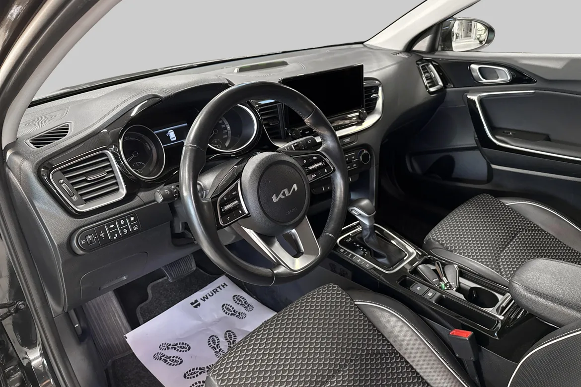picture of a car