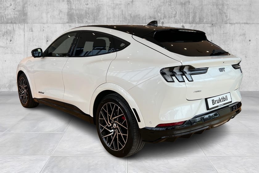 Bilde 4 av Ford Mustang Mach-E GT Skinn*360* Keramisk* 1 eier* Panotak*2xelseter++