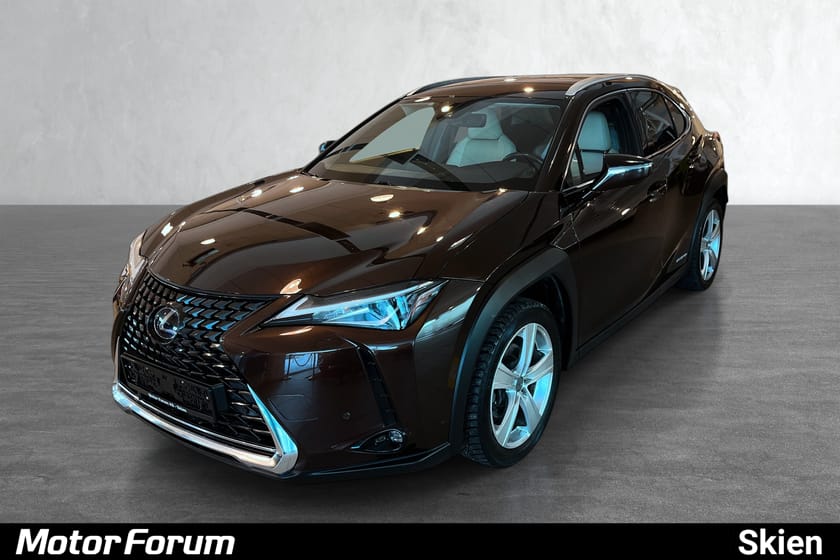 Bilde 1 av Lexus UX 250h E-Four 250h, AWD/Automat/Hengerfeste