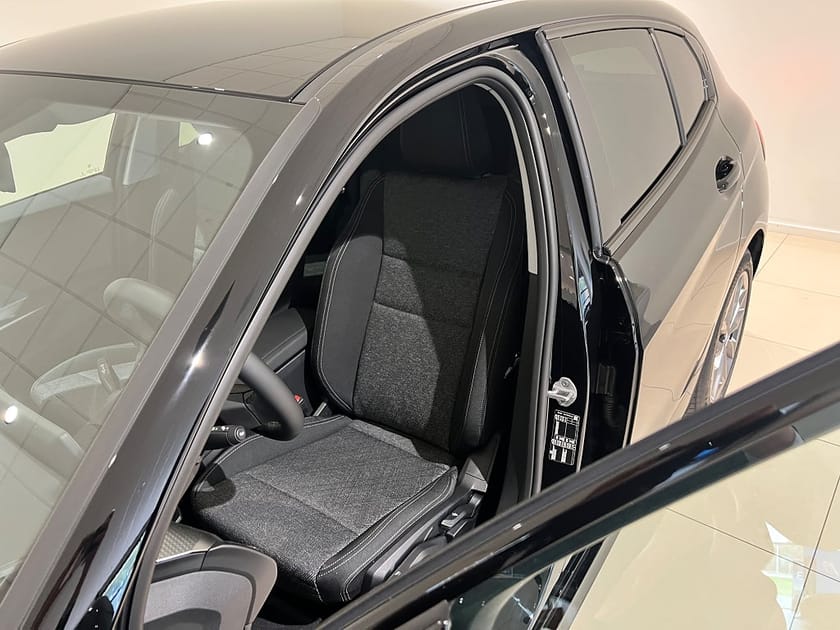 Bild 5 av BMW 120 Apple CarPlay, Backkamera, Rattvärme