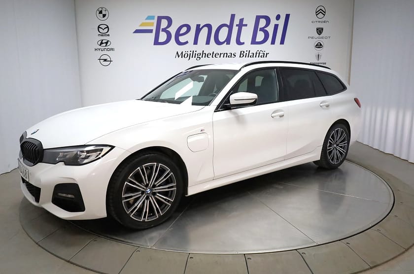 Bild 5 av BMW 330e xDrive Touring | M sport | HiFi | Dragkrok | Rattvärme