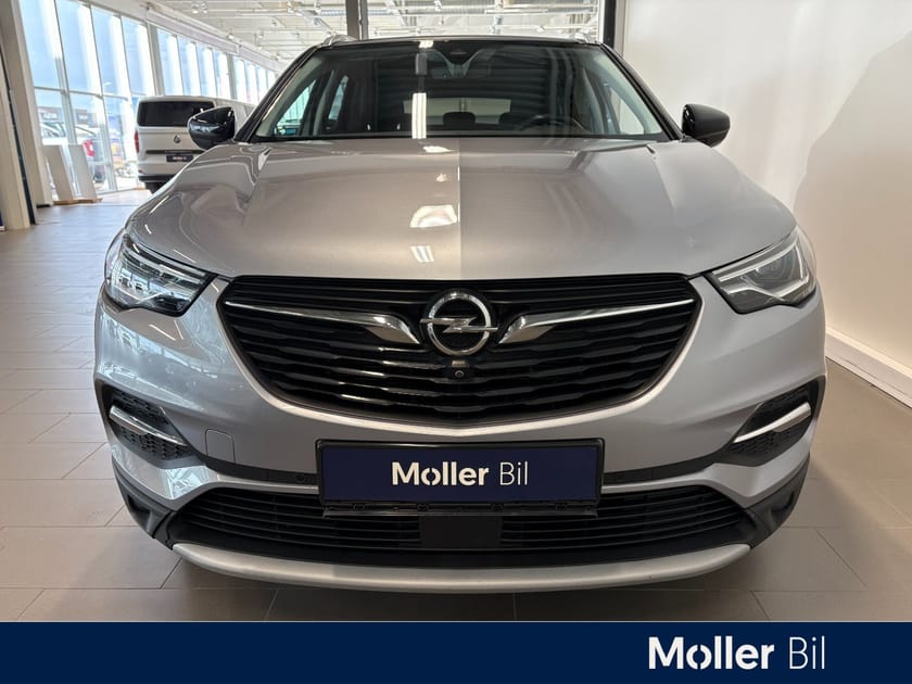 Bilde 4 av Opel Grandland Hybrid4 300 300hk Premium 4x4