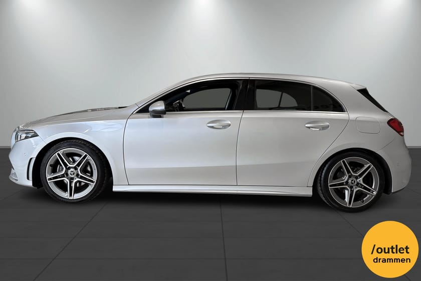 Bilde 2 av Mercedes-Benz A 180 Automat / AMG Pakke / Led Lys /