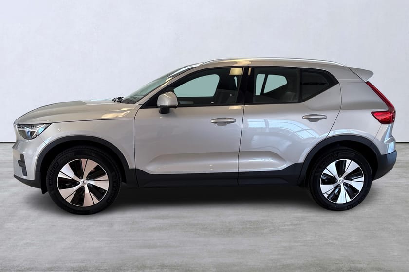 Bild 2 av Volvo XC40 B4 FWD Bensin Core