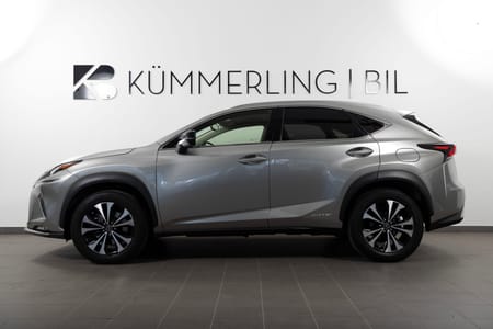 Lexus NX 300h AWD
