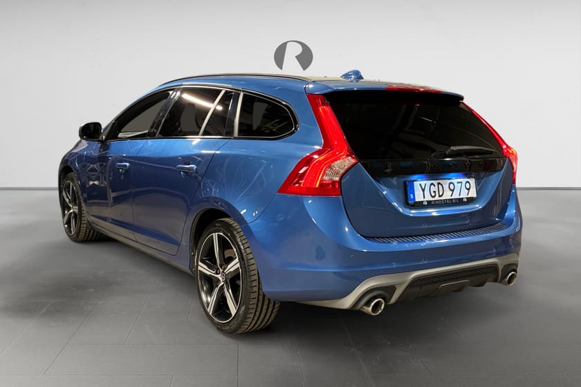 Bild 5 av Volvo V60 D5 Plug-in Hybrid 231 HK AUT AWD R-DESIGN DRAG NAVI 18"