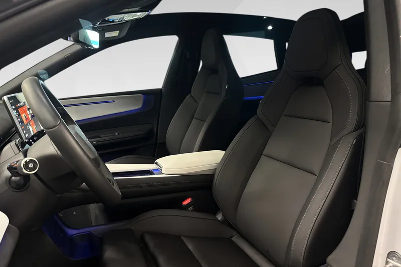 Polestar 4 Long Range Dual motor bilde 10