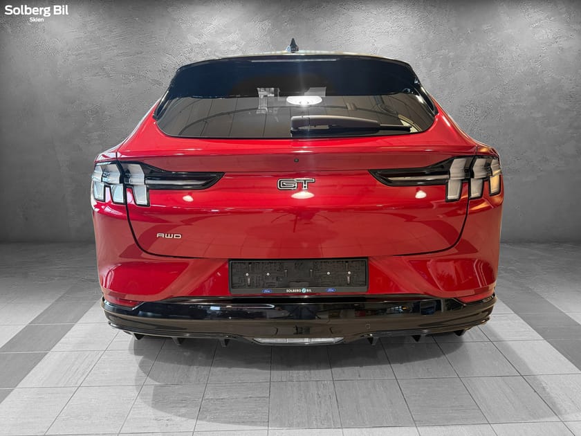 Bilde 5 av Ford Mustang Mach-E GT GT/ 22'' SOMMERHJUL/ 360.K/ LUCID.RED/ B&O/ BREMBO