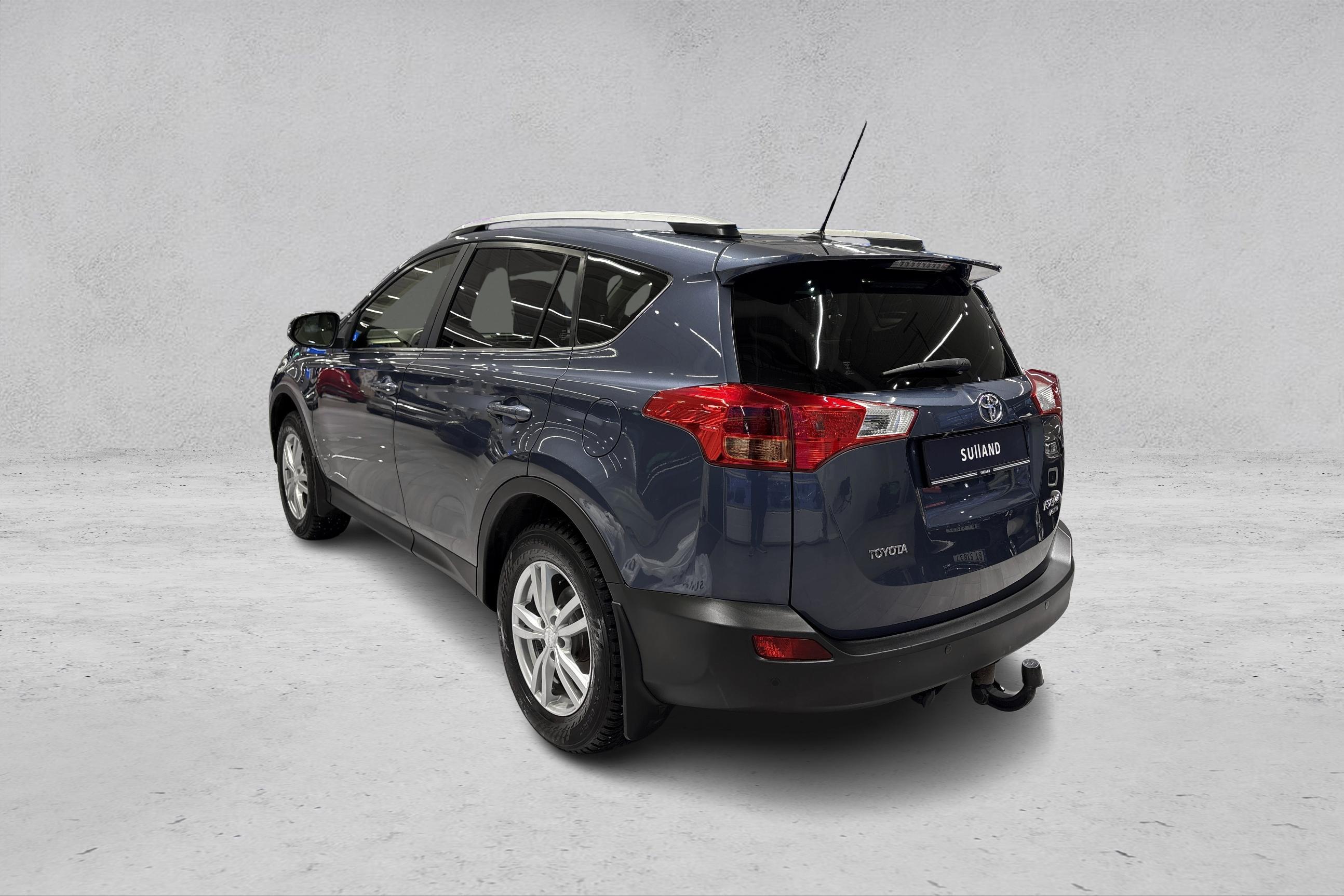 Thumnail bilde 2 av Toyota RAV4