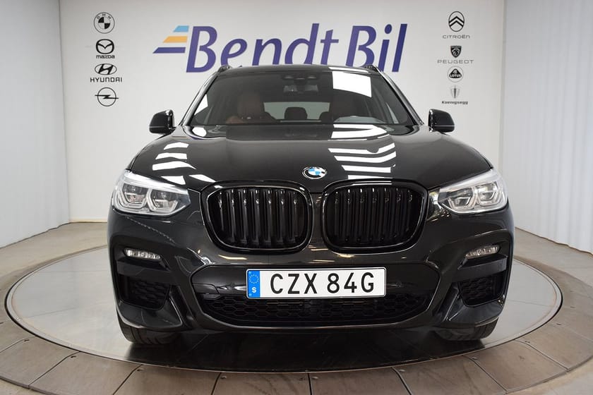 Bild 3 av BMW X3 xDrive30i M Sport | Dragkrok | Värmare