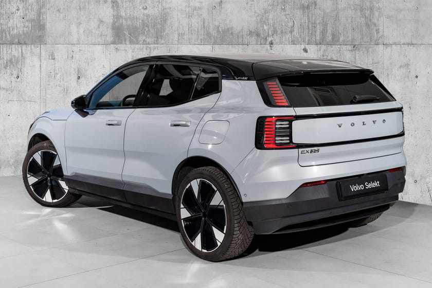 Bilde 2 av Volvo EX30 Twin Motor Performance AWD Ultra- 428hk/360' cam/Harman & Kardon