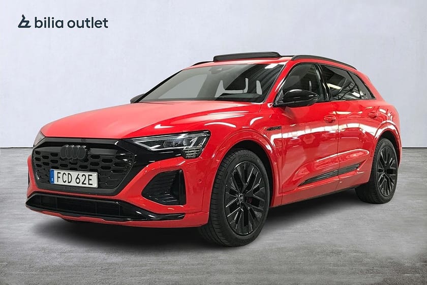 Bild 1 av Audi Q8 55 e-tron quattro S Line 408hk Cockpit Panorama Drag