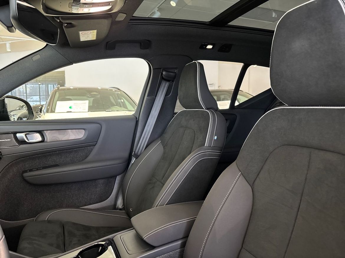 Volvo XC40 2024 - miniatyr 10