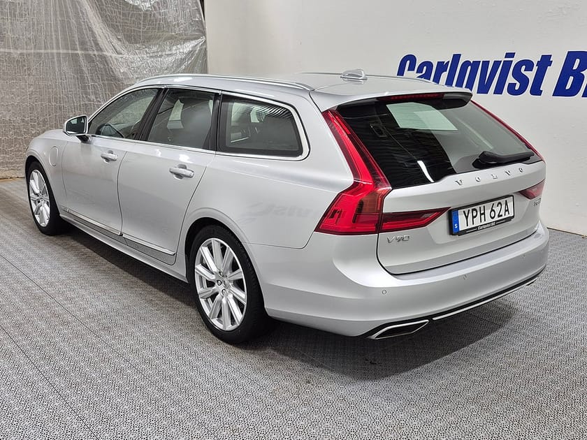 Bild 3 av Volvo V90 T8 Recharge Inscription plug in AWD 392HK 4x4 Läder