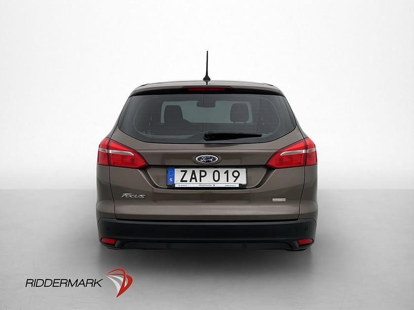 Bild 1 av Ford Focus Kombi 1.0 100hk Titanium Sensorer Farthållare Keyless