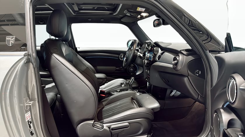 Bild 3 av MINI Cooper SE 184 hk Pano / H&K / HuD / Apple CarPlay