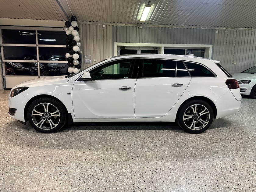 Bild 2 av Opel Insignia Sports Tourer 2.0 CDTI 4x4 Business NyKamrem