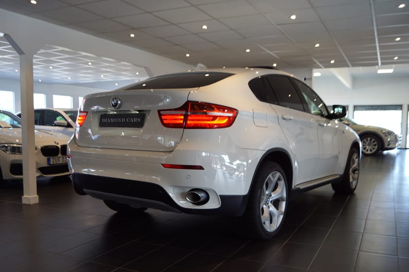 Bild 2 av BMW X6 xDrive40d Taklucka