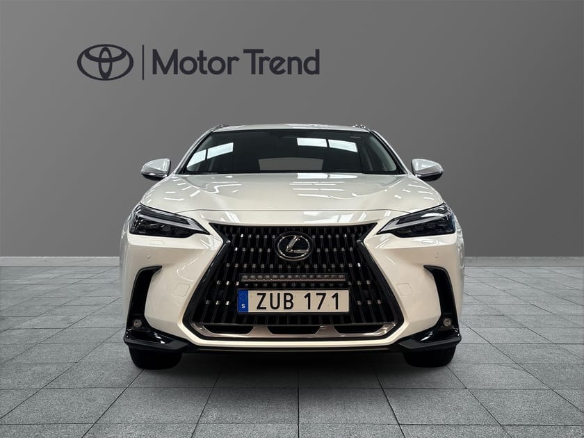 Bild 5 av Lexus NX 450h+ EXECUTIVE TEKNIKPAKET