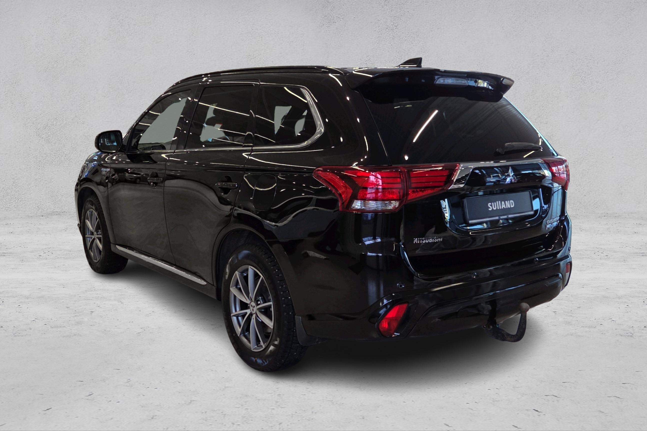 Thumnail bilde 2 av Mitsubishi Outlander PHEV